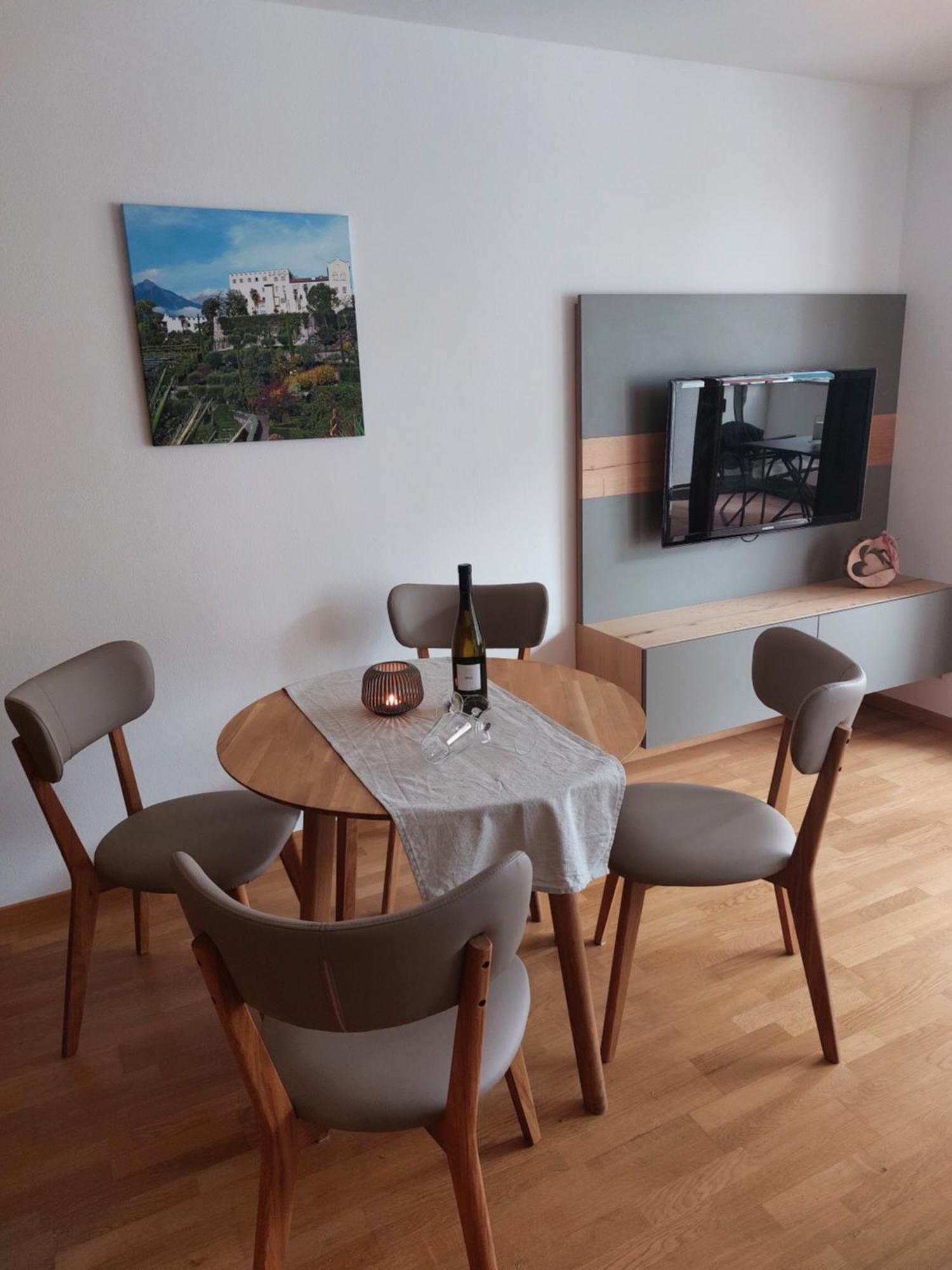 2.Heimat Apartment เชนนา ภายนอก รูปภาพ