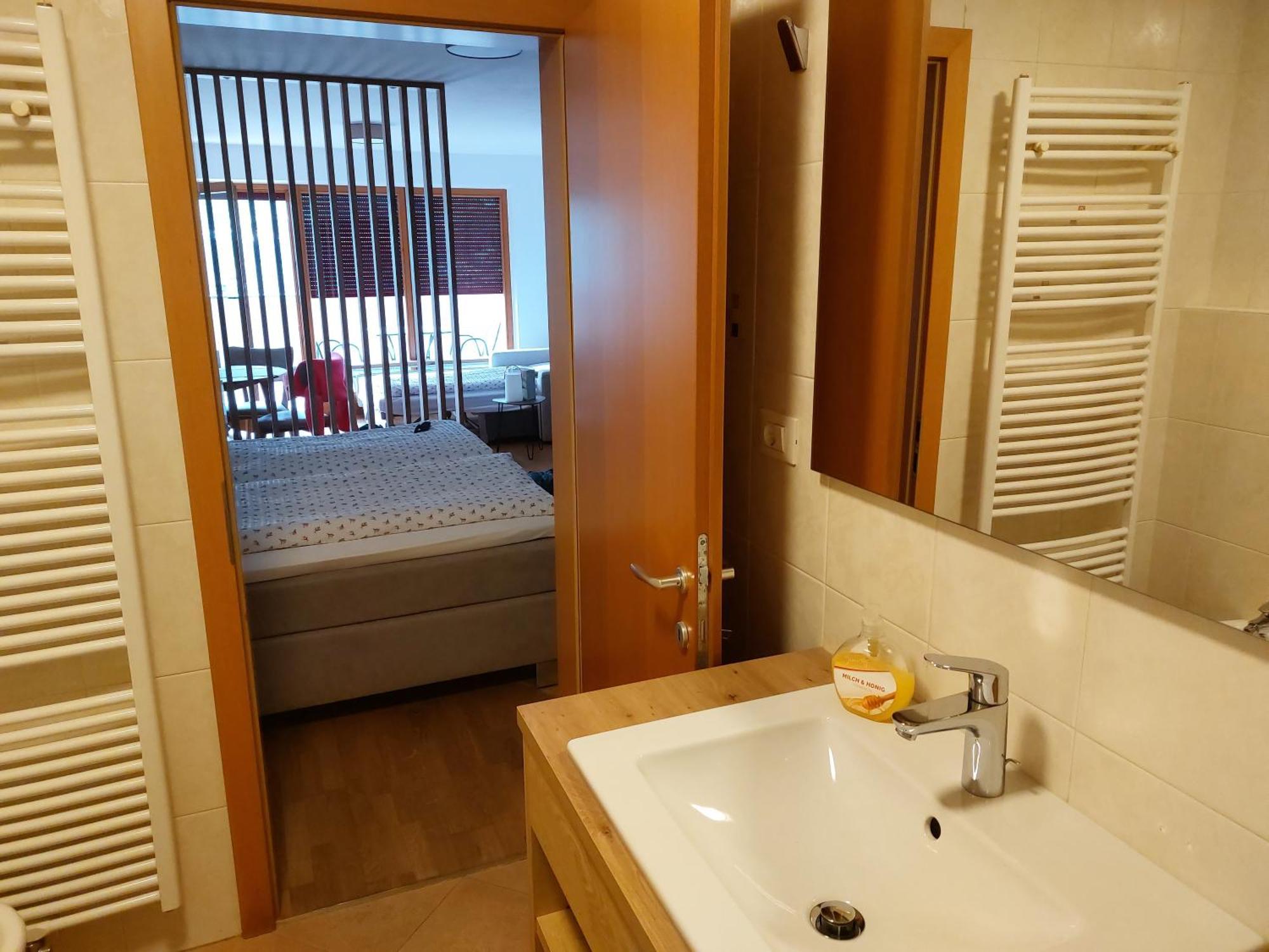2.Heimat Apartment เชนนา ภายนอก รูปภาพ